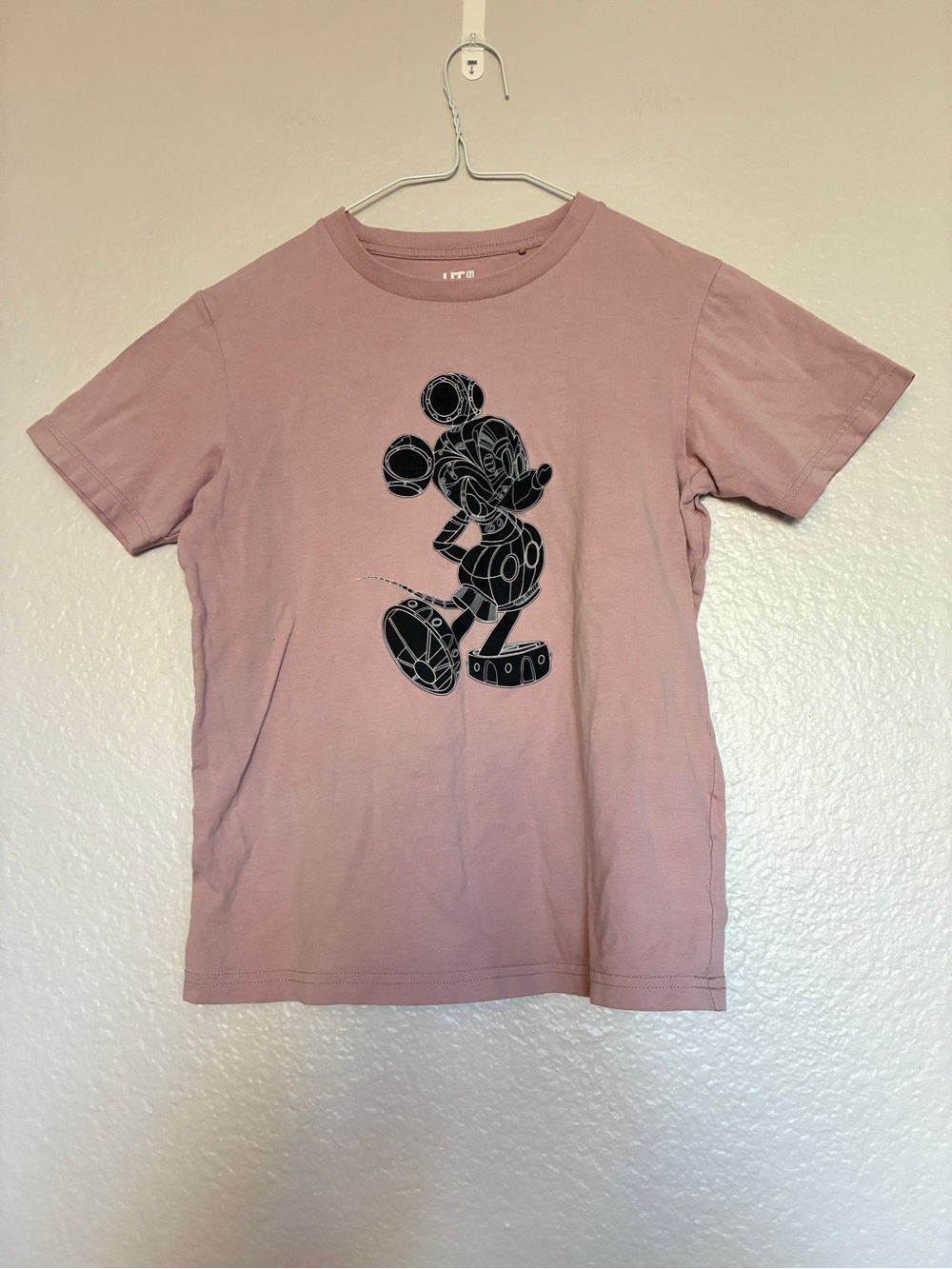 Uniqlo UT Disney Mickey Mouse Robot Graphic Tee Mauve Pink Kids 9-10 100% Cotton
